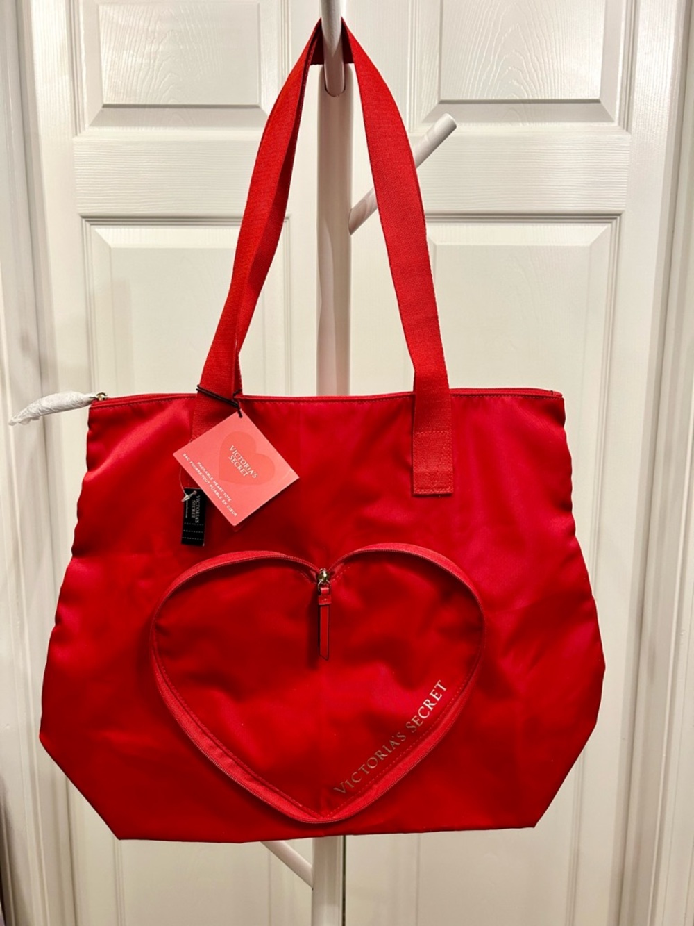 Victoria’s Secret Valentine’s Day Packable Heart Tote - Picture 2 of 6